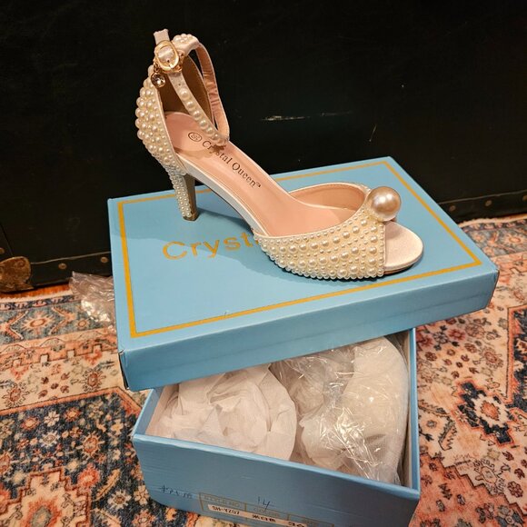 Romantic Women's Pearl Embellished Heels - Cream - Picture 1 of 7